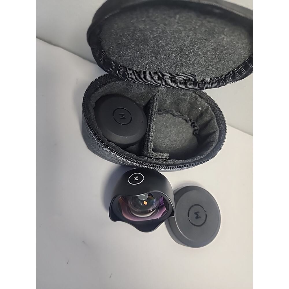 Moment Superfish 15mm Phone Lens O-Series 170º Fisheye V2 & 18mm Lens Bundle